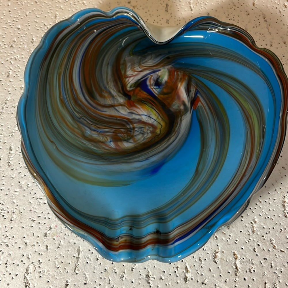 Vintage Blown Art Glass ruffeled edges ashtray Blue multicolored